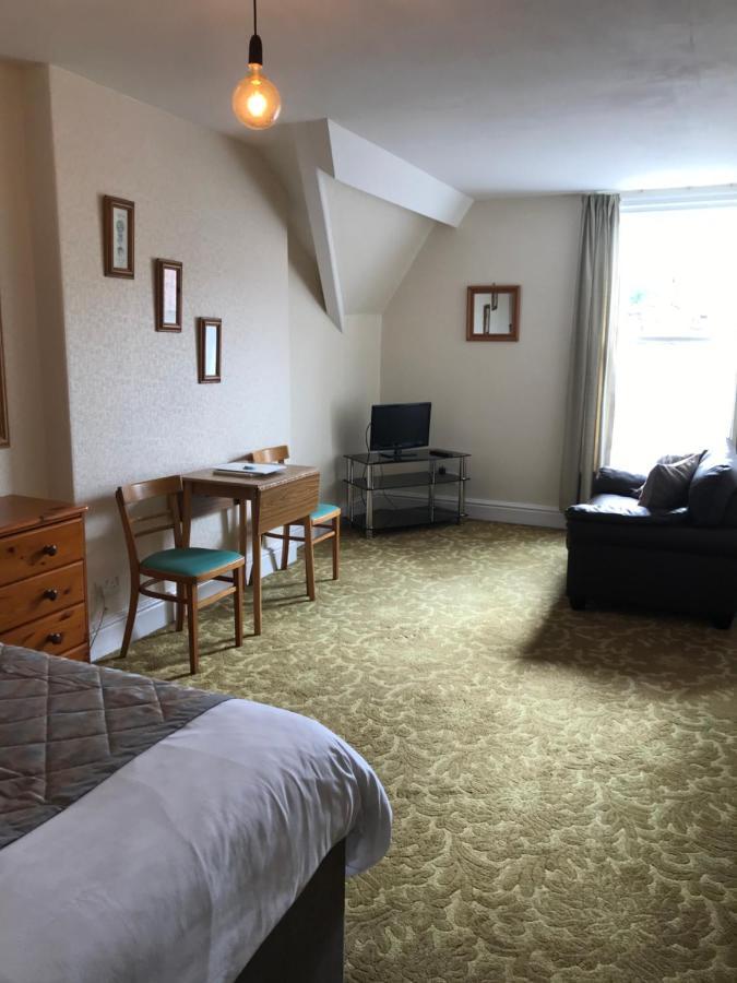 Brialene Holiday Flats Scarborough Buitenkant foto