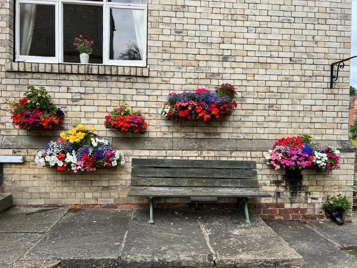 Brialene Holiday Flats Scarborough Buitenkant foto